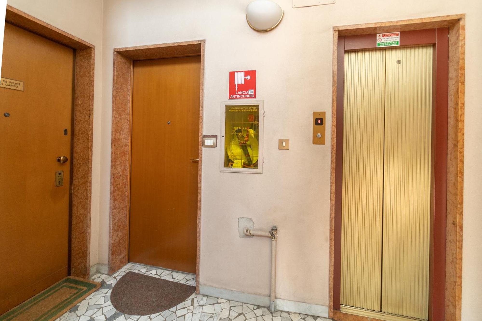 B&B Nelly Milano Ngoại thất bức ảnh